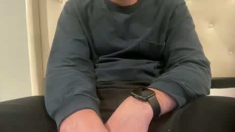 Snapshot of fourelementstrainer chatting on 10/19/25, 04:02 fourelementstrainer online show from 10/19/25, 04:02