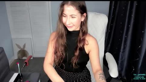 Jasmine Im back online show from 10/04/25, 05:38