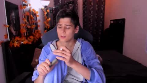 Foxicfu online show from 11/05/25, 07:58