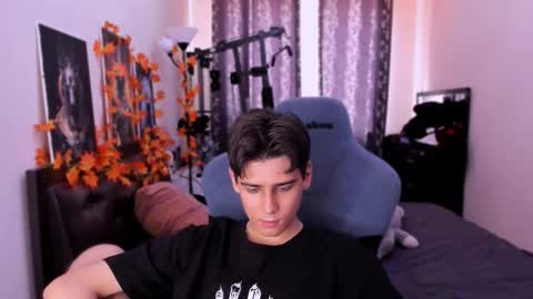 Foxicfu online show from 11/16/25, 09:15