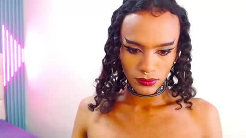 Snapshot of foxy_ella chatting on 02/25/25, 03:16 Ella online show from 02/25/25, 03:16