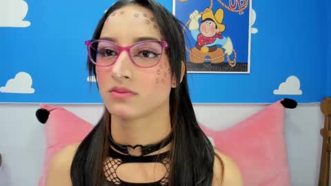 Loren online show from 09/11/25, 10:59