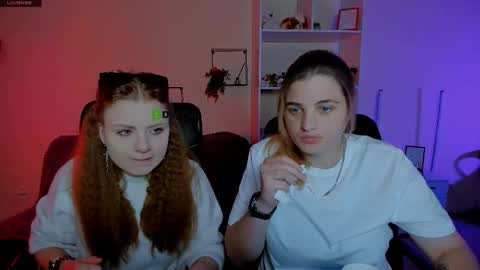 foxy_tease_ online show from 10/15/25, 06:52