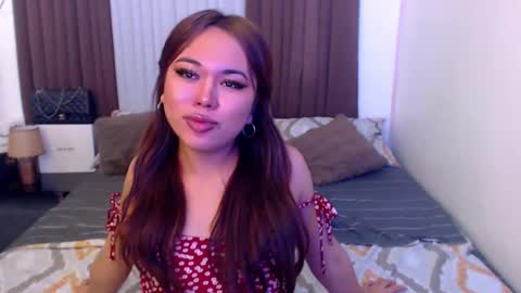 Snapshot of foxygirl_xx chatting on 09/10/25, 07:08 Ms. FOX online show from 09/10/25, 07:08
