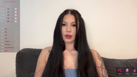 Snapshot of foxyzen chatting on 03/05/25, 02:56 FoxyZen online show from 03/05/25, 02:56