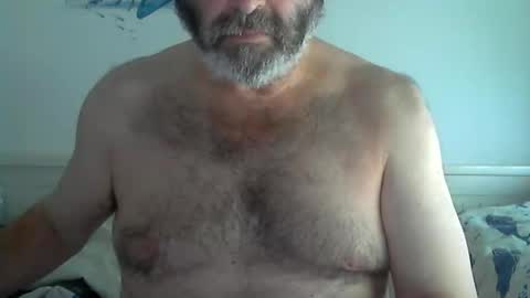 Snapshot of foyett chatting on 10/15/25, 05:46 foyett online show from 10/15/25, 05:46