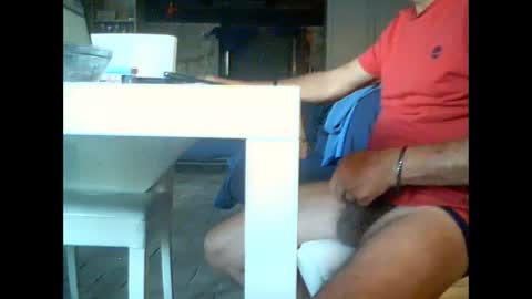 Snapshot of fra__71 chatting on 09/14/25, 05:28 fra 71 online show from 09/14/25, 05:28