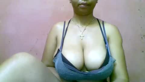 fracisca2204 online show from 11/13/25, 04:22