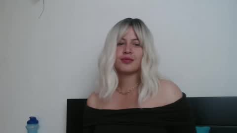 Francesca online show from 02/23/25, 08:11