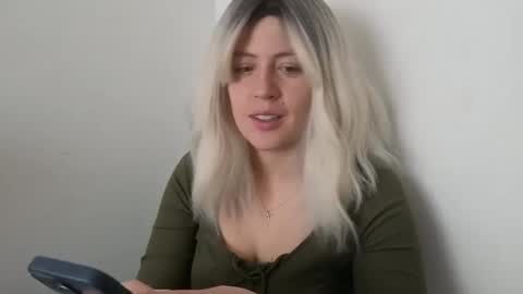 Francesca online show from 09/16/25, 07:15