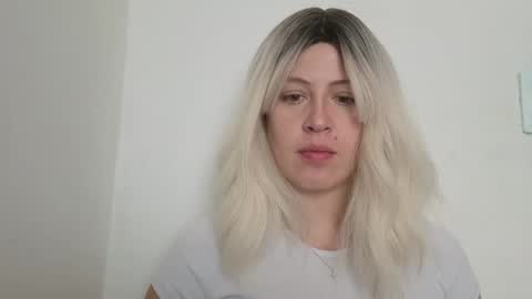 Francesca online show from 09/17/25, 05:47