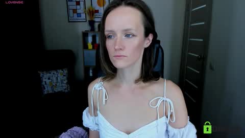 Snapshot of francescacollins chatting on 09/21/25, 03:57 Fran online show from 09/21/25, 03:57