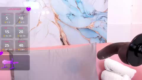 Snapshot of franceska_milf chatting on 09/19/25, 08:09 franceska_milf online show from 09/19/25, 08:09