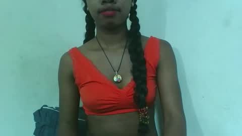 Snapshot of francinealdy chatting on 10/16/25, 06:31 francinealdy online show from 10/16/25, 06:31