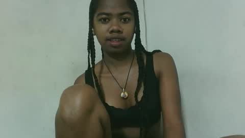 Snapshot of francinealdy chatting on 11/13/25, 02:32 francinealdy online show from 11/13/25, 02:32