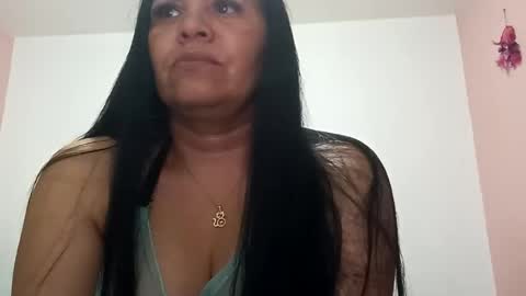 Snapshot of francy_froz chatting on 01/17/25, 11:06 francy froz online show from 01/17/25, 11:06