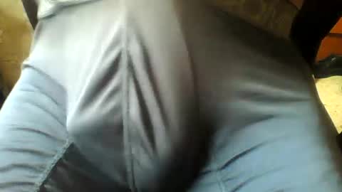 Snapshot of frangreatcock chatting on 01/01/25, 12:11 Frangreatcock online show from 01/01/25, 12:11
