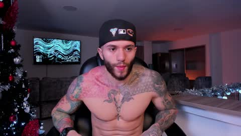 Snapshot of frankfarrellx chatting on 12/17/24, 06:02 Frank Farrell. Hey remember to give me a thumbs up Ty online show from 12/17/24, 06:02