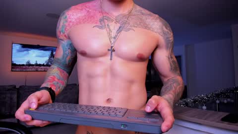 Snapshot of frankfarrellx chatting on 01/23/25, 11:47 Frank Farrell. Hey remember to give me a thumbs up Ty online show from 01/23/25, 11:47