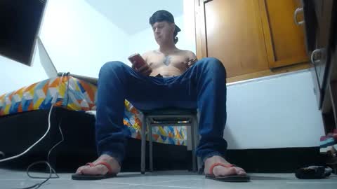 Snapshot of franklinm_7777 chatting on 11/08/25, 05:18 franklinm_7777 online show from 11/08/25, 05:18