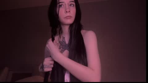 Snapshot of frau_basted chatting on 02/03/25, 03:27 mistress Bastet and mintcola online show from 02/03/25, 03:27
