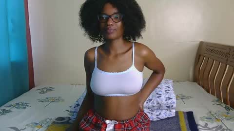Snapshot of freakky_nessa chatting on 12/09/24, 06:12 Nessa-Independent model online show from 12/09/24, 06:12