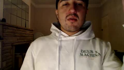 Snapshot of fred_555 chatting on 02/16/25, 12:54 fred_555 online show from 02/16/25, 12:54