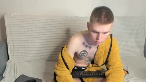 Snapshot of fredd_xanderrs chatting on 01/16/25, 10:12 fredd_xanderrs online show from 01/16/25, 10:12