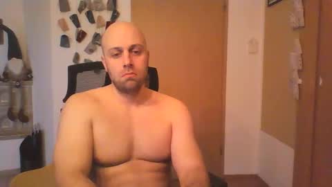 Snapshot of freddow chatting on 12/16/24, 01:11 freddow online show from 12/16/24, 01:11