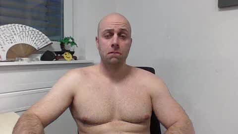 Snapshot of freddow chatting on 01/20/25, 03:39 freddow online show from 01/20/25, 03:39