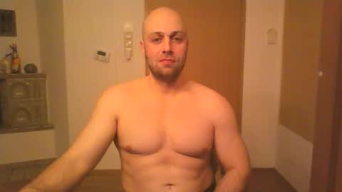 Snapshot of freddow chatting on 02/06/25, 12:43 freddow online show from 02/06/25, 12:43