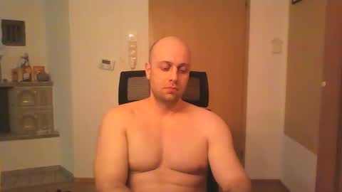 Snapshot of freddow chatting on 02/11/25, 08:52 freddow online show from 02/11/25, 08:52