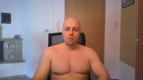 Snapshot of freddow chatting on 02/20/25, 11:31 freddow online show from 02/20/25, 11:31