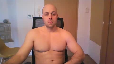 Snapshot of freddow chatting on 02/21/25, 12:06 freddow online show from 02/21/25, 12:06