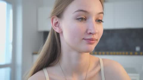 Amy online show from 10/25/25, 09:06