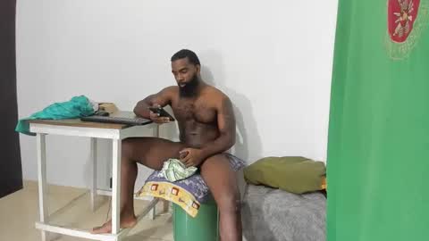 Snapshot of freedom_24 chatting on 01/23/25, 12:25 shakur online show from 01/23/25, 12:25