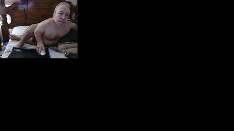 Snapshot of freemysoul4748 chatting on 01/15/25, 10:35 Cute Lil Man online show from 01/15/25, 10:35