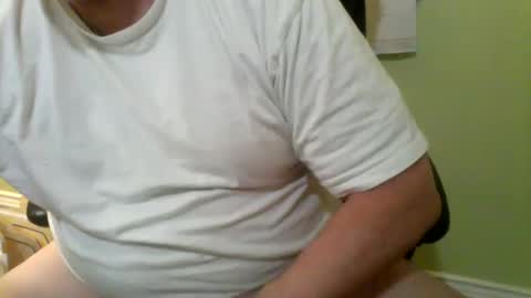Snapshot of freerrange68 chatting on 12/19/24, 09:17 Single4Now online show from 12/19/24, 09:17