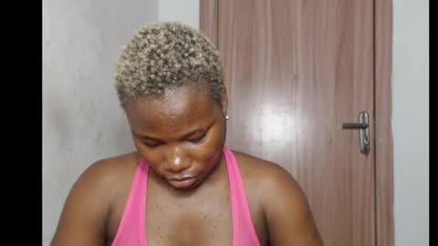 frekkymorelle online show from 10/07/25, 05:04