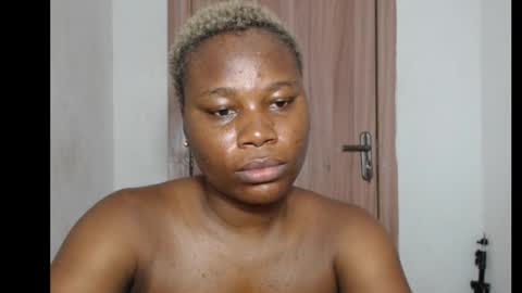 frekkymorelle online show from 10/10/25, 04:22