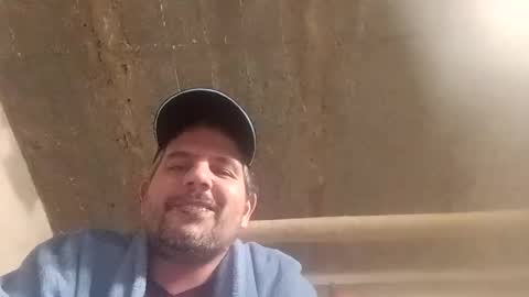 Snapshot of frenchhard0000 chatting on 02/22/25, 01:11 Horny french hard online show from 02/22/25, 01:11