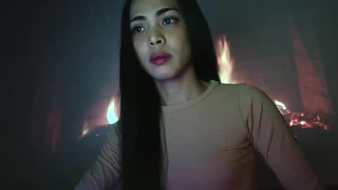 Snapshot of freva_khalifa09 chatting on 09/26/25, 11:42 Freva online show from 09/26/25, 11:42