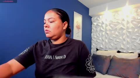 Freya online show from 09/19/25, 11:33