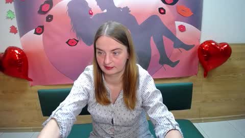 Snapshot of freyadak chatting on 10/09/25, 05:44 FreyaDak online show from 10/09/25, 05:44