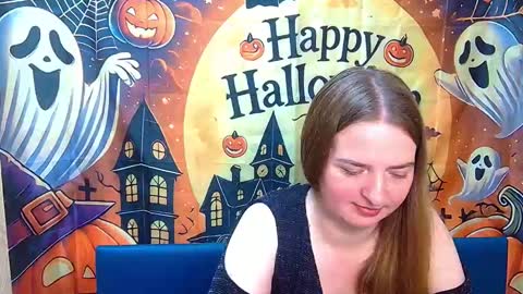 Snapshot of freyadak chatting on 10/24/25, 05:20 FreyaDak online show from 10/24/25, 05:20