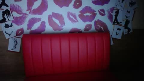 Snapshot of freyadak chatting on 11/15/25, 12:13 FreyaDak online show from 11/15/25, 12:13