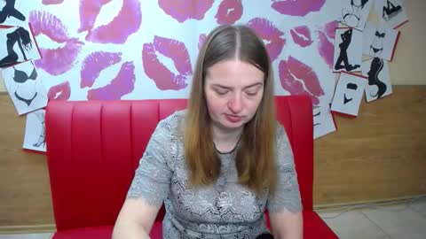 Snapshot of freyadak chatting on 11/16/25, 06:08 FreyaDak online show from 11/16/25, 06:08