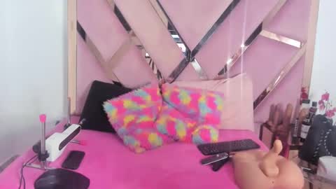 Freyaht online show from 09/16/25, 05:08