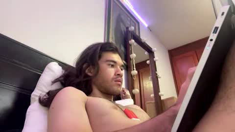 freyrvik online show from 11/20/25, 04:56