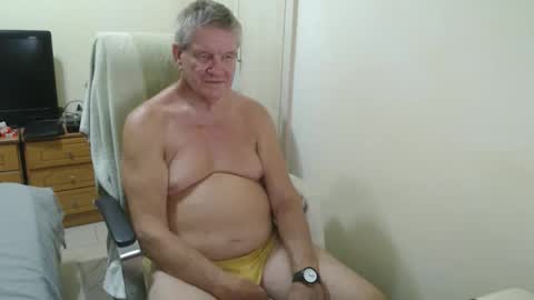 Snapshot of friar155 chatting on 09/23/25, 05:05 friar155 online show from 09/23/25, 05:05